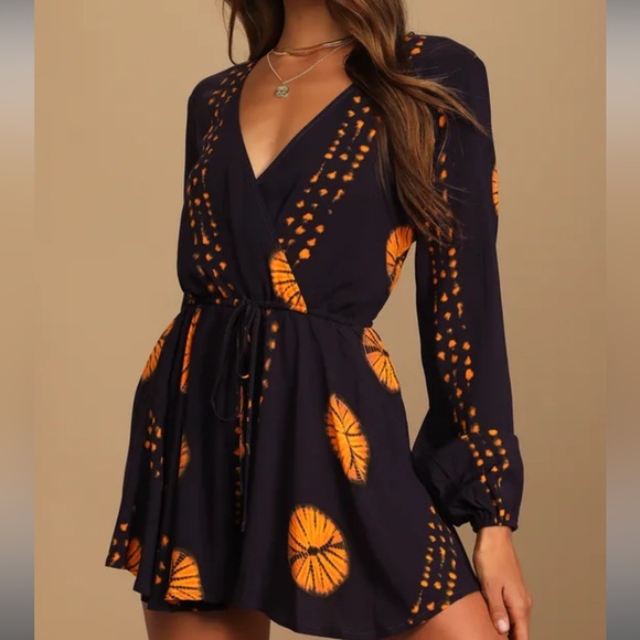 Lulu’s Romper - Picture 2 of 2